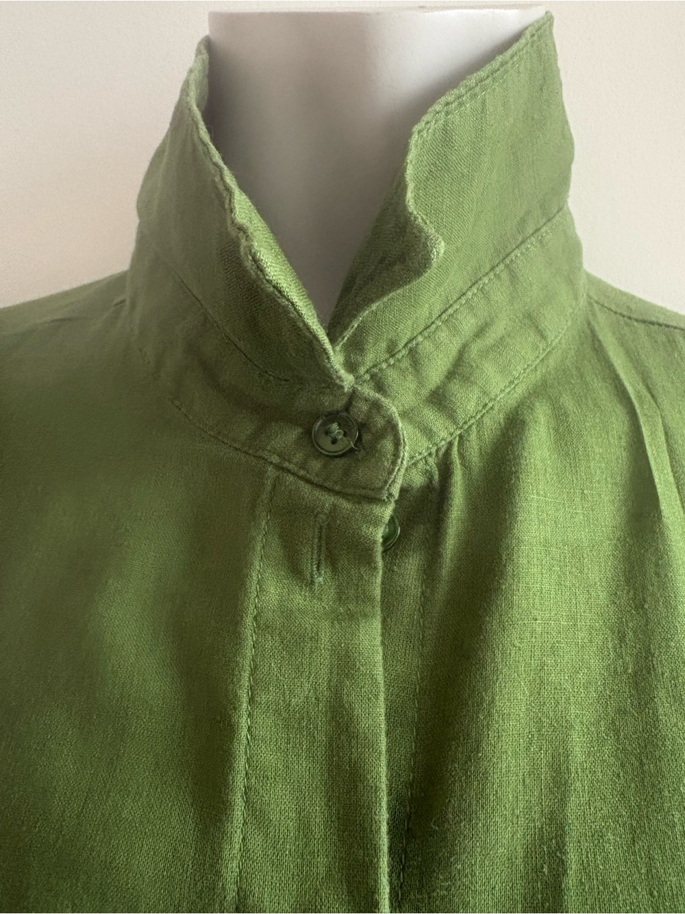 Olive Green Linen Button-Up Shirt - Picture 2 of 5